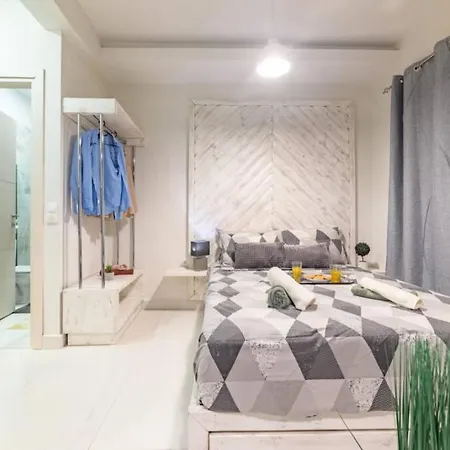 Bella Partenza Studio
